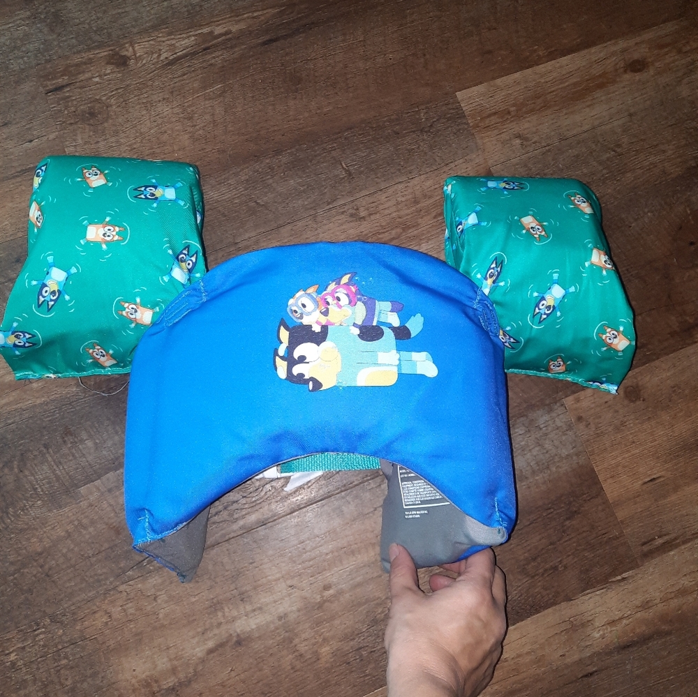Swimways BLUEY swim Vest/trainer For Kids